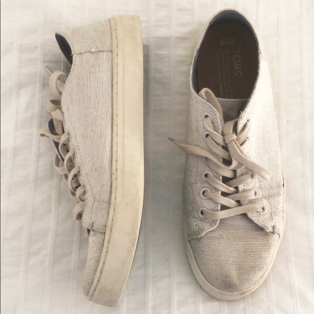 TOMS Sneakers